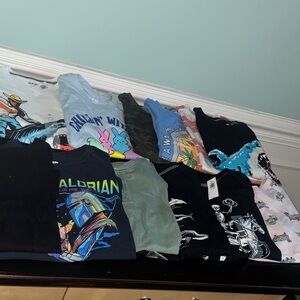 Old Navy Kids Short Sleeve Graphic Tees - Multicolor Pack